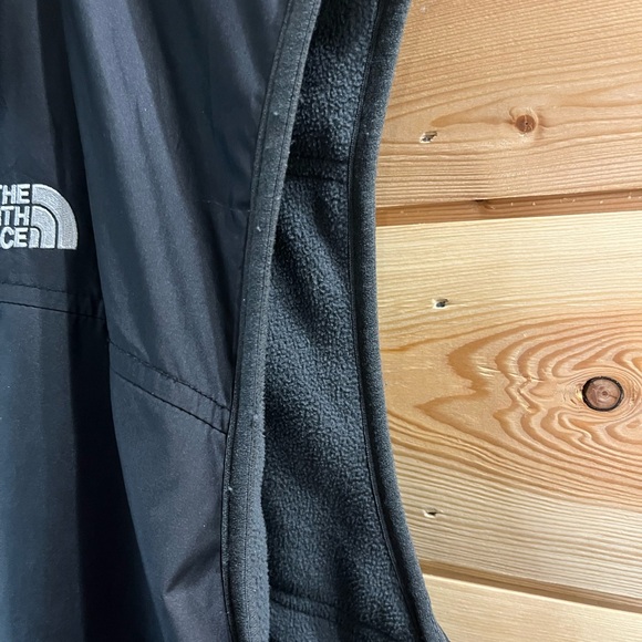 The North Face Men’s Reversible Vest Black / GraySize XL - Picture 2 of 9